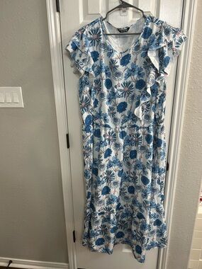 Bloomchic white and blue floral ruffled sleeve dress women’s size 28 5X NWOT